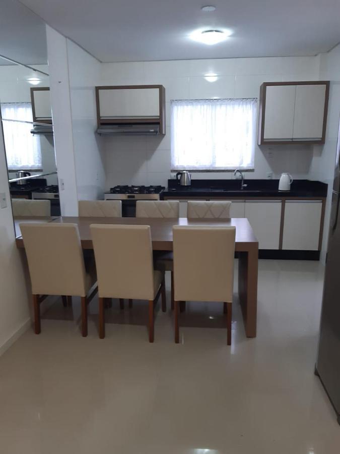 Apartamento 2 Dormitorio Praia De Bombas Bombinhas Eksteriør billede