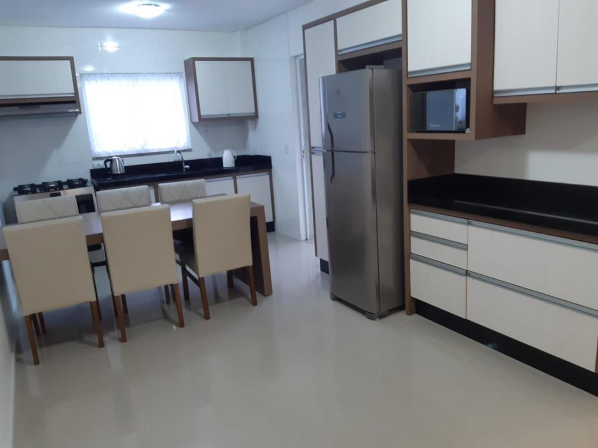 Apartamento 2 Dormitorio Praia De Bombas Bombinhas Eksteriør billede